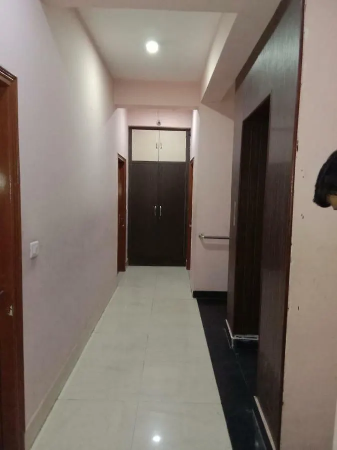 Adb Rooms Hotel De Pal Varanasi